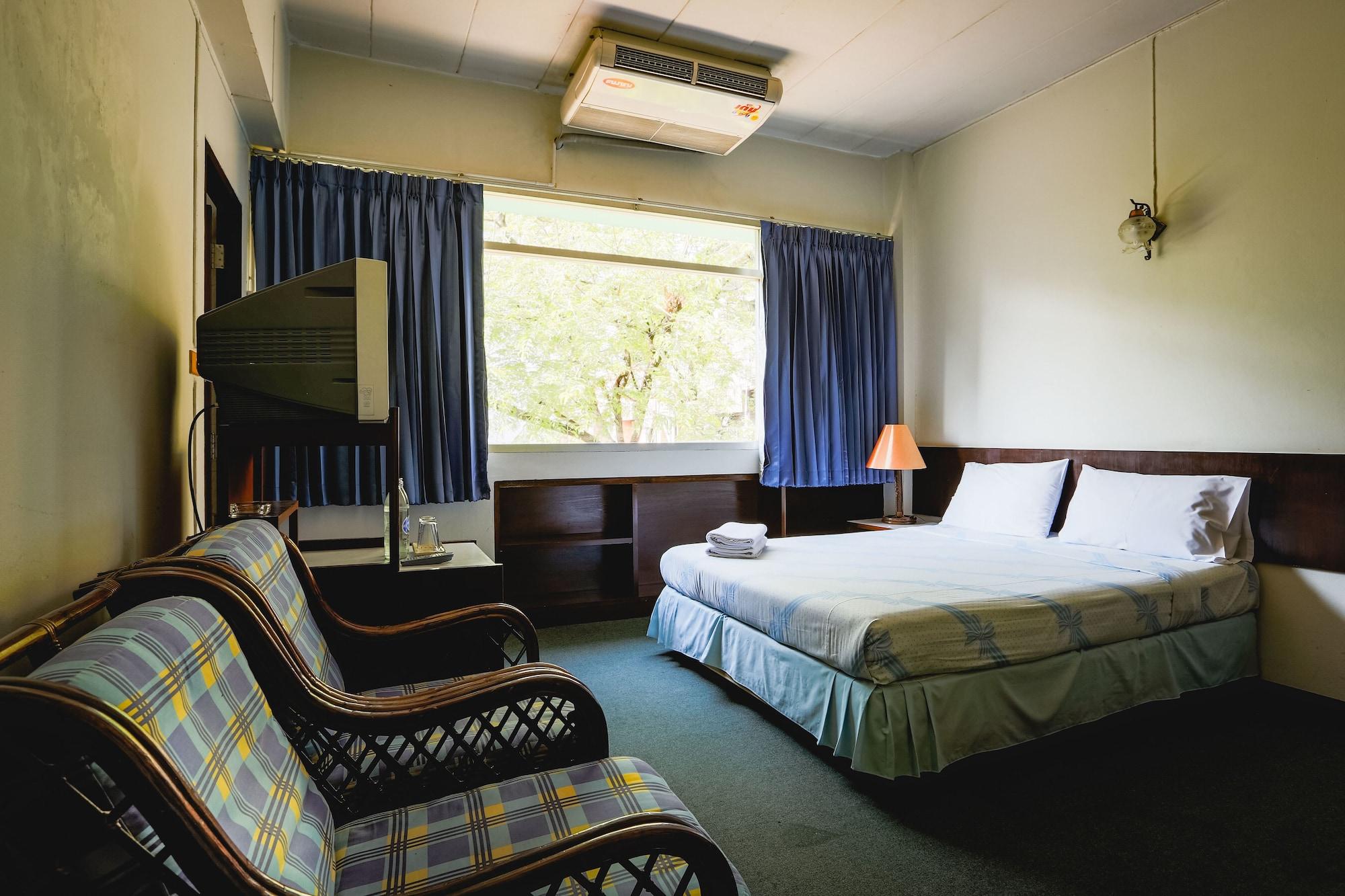 Ruamchitt Travelodge Bangkok Bagian luar foto