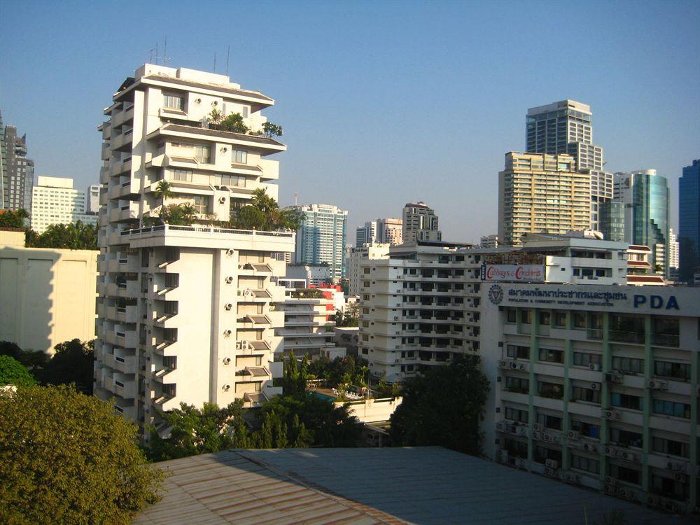Ruamchitt Travelodge Bangkok Bagian luar foto
