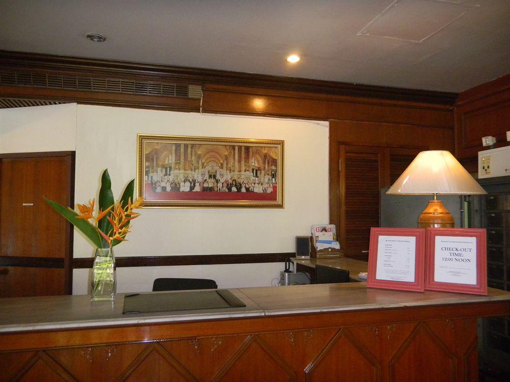 Ruamchitt Travelodge Bangkok Bagian luar foto